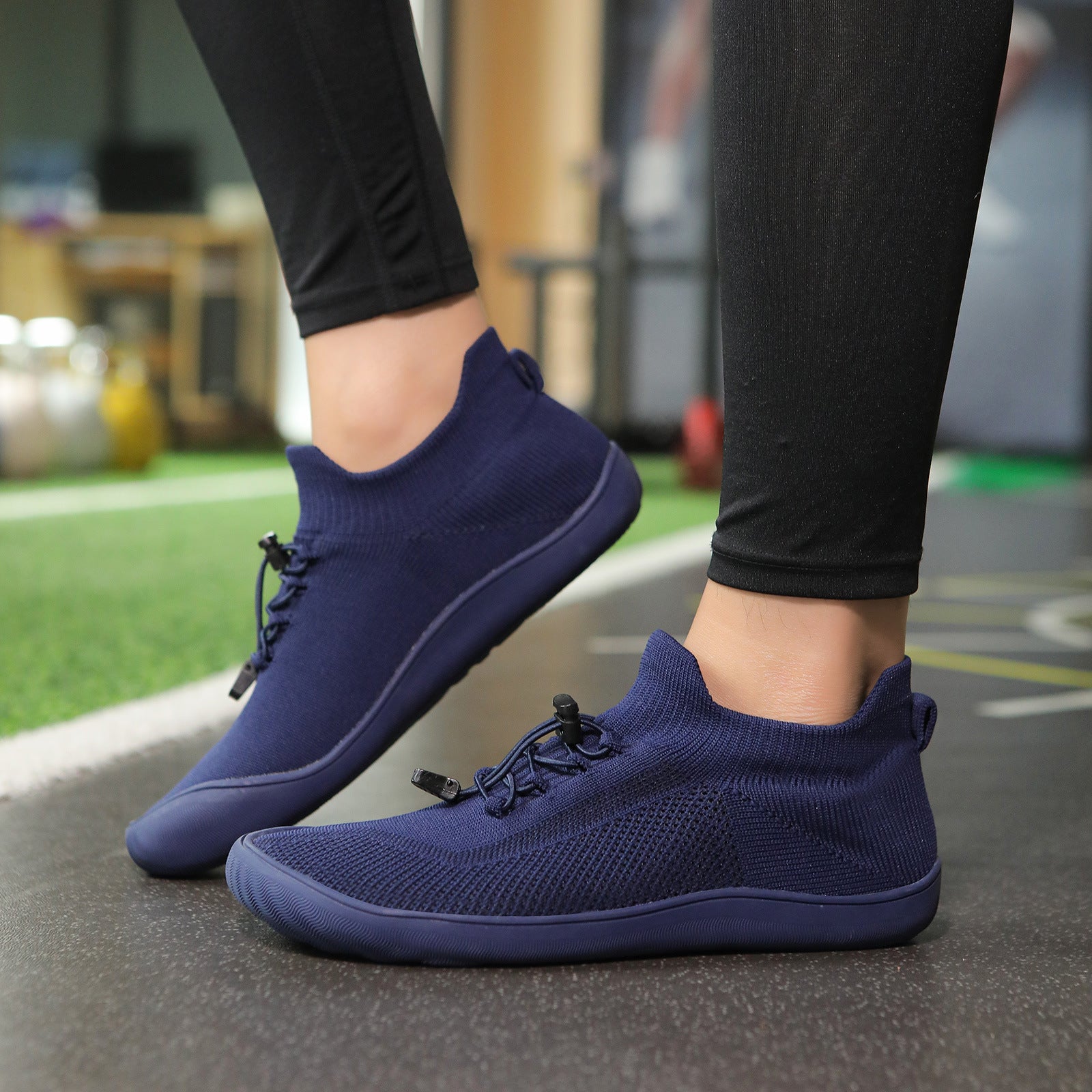 Men's Women's Five-Finger Round Toe Mesh Running Socks Shoes Breathable Non-Slip Casual Design Slip-On Closure Autumn Season