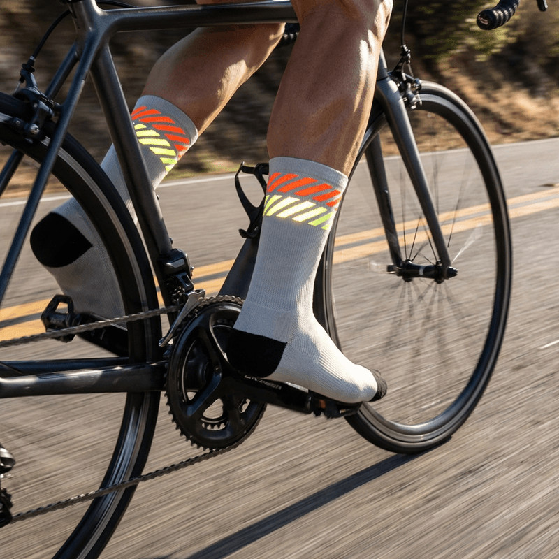 Cycling Socks Reflective Strips TACTEL Quick-Dry Antibacterial Sports Socks Men Women Breathable Anti-Friction Bike Socks